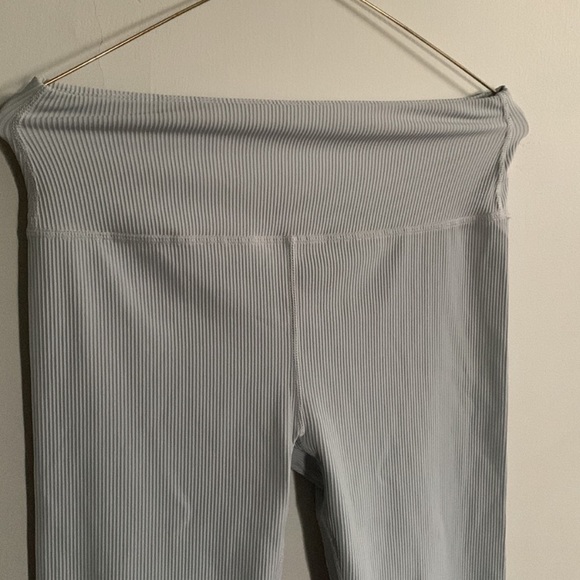 Ribbed leggings - Picture 3 of 6